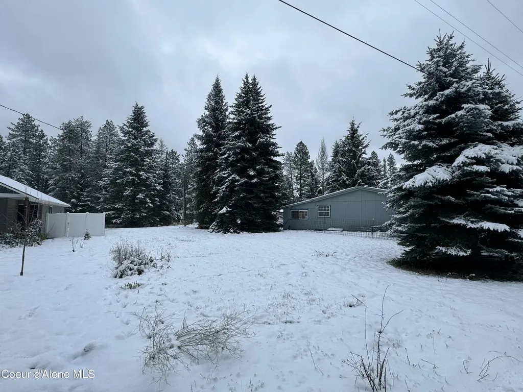 32530 N 8th Avenue Spirit Lake ID 83869