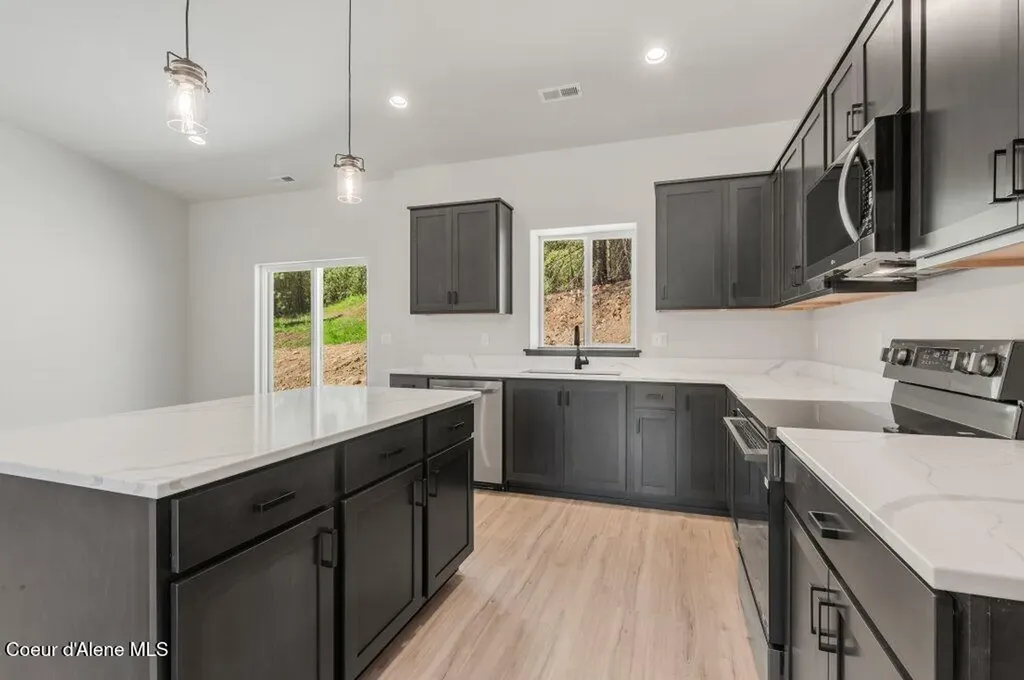 265 Durango Lane Priest River ID 83856