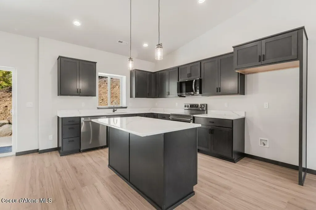 265 Durango Lane Priest River ID 83856