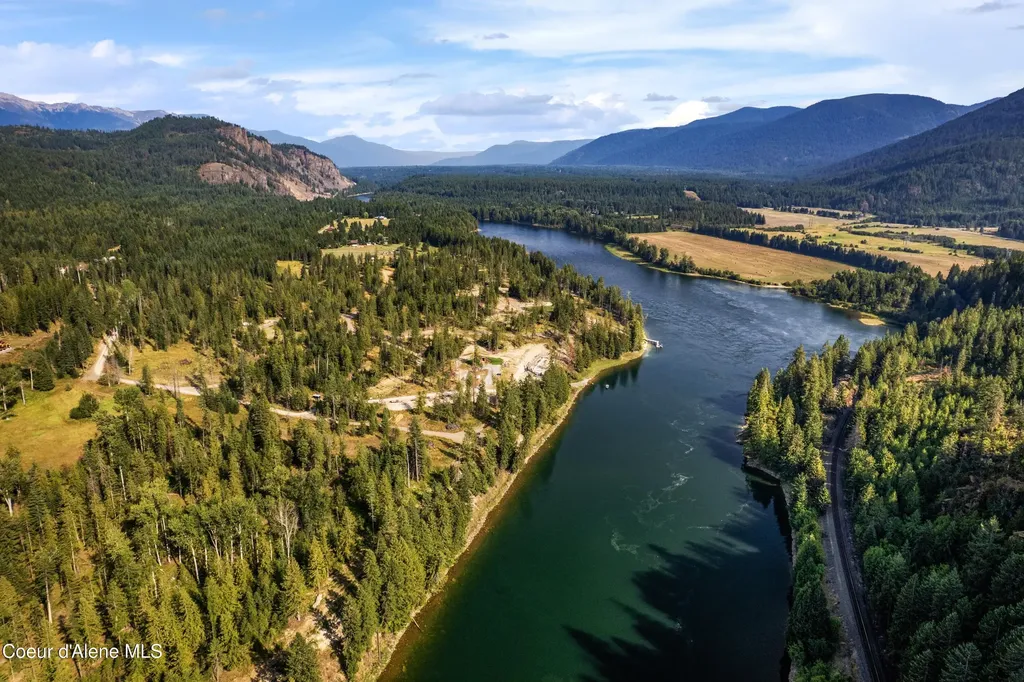 Nka Condor Drive Clark Fork ID 83811
