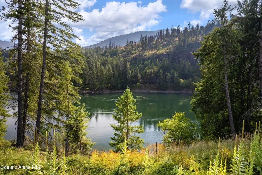 Nka Condor Drive Clark Fork ID 83811