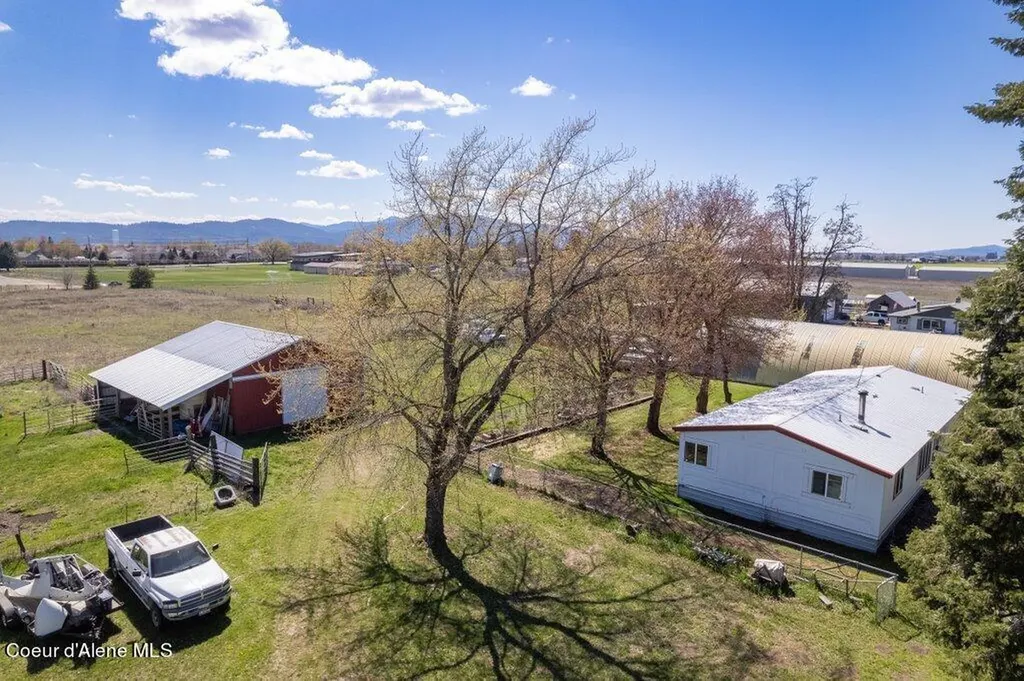3520 West Cranston Avenue Hayden ID 83835
