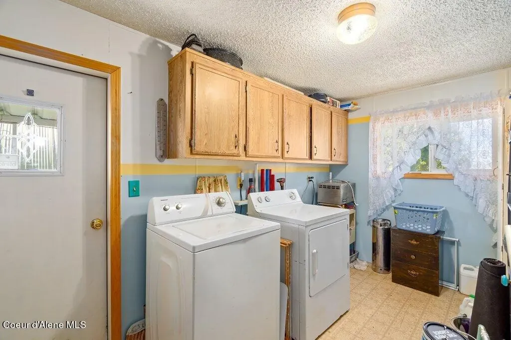 3520 West Cranston Avenue Hayden ID 83835