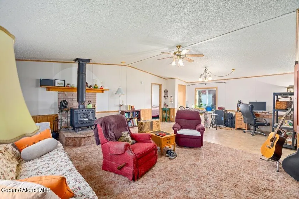 3520 West Cranston Avenue Hayden ID 83835