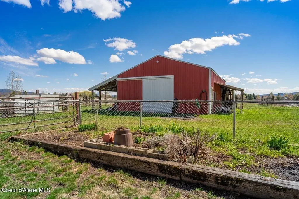 3520 West Cranston Avenue Hayden ID 83835