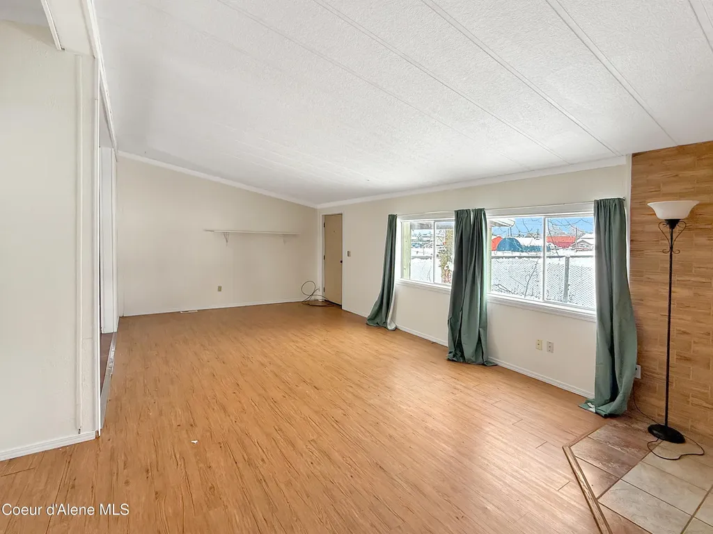 3520 West Cranston Avenue Hayden ID 83835