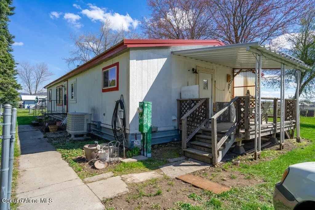 3520 West Cranston Avenue Hayden ID 83835