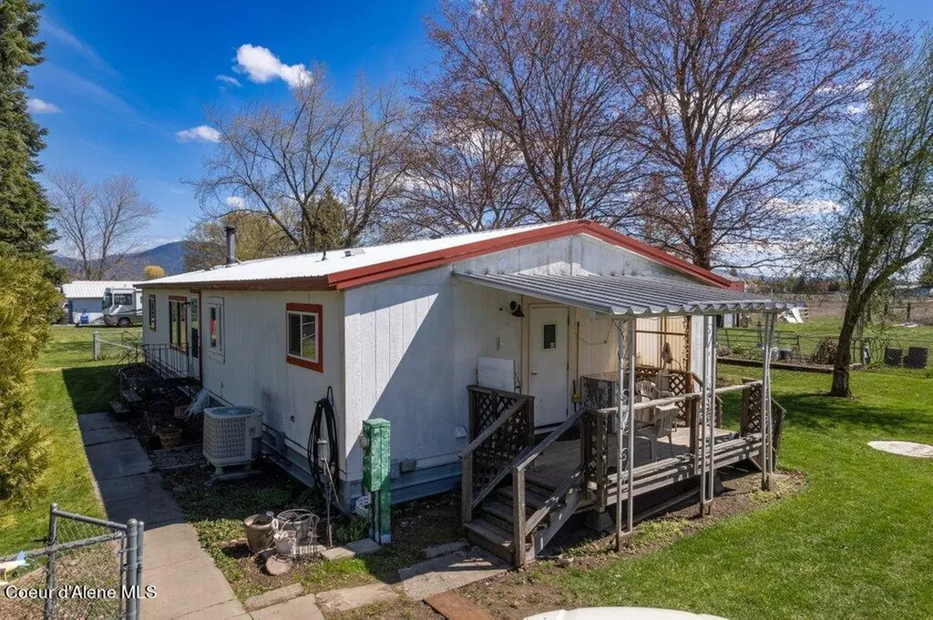 3520 West Cranston Avenue Hayden ID 83835