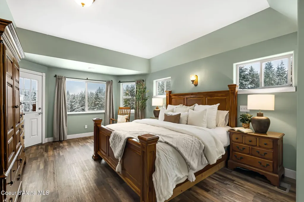 162 S Cedar View Estates Road Blanchard ID 83804