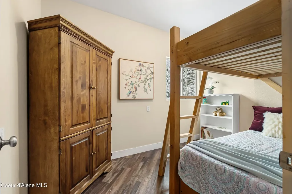 162 S Cedar View Estates Road Blanchard ID 83804