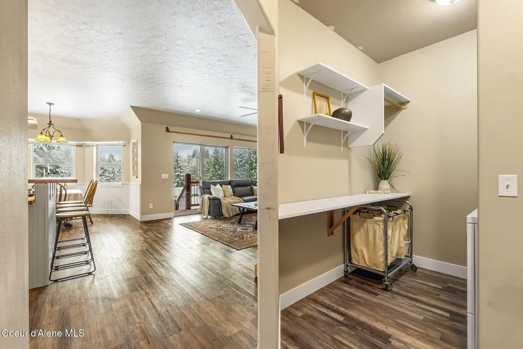 162 S Cedar View Estates Road Blanchard ID 83804