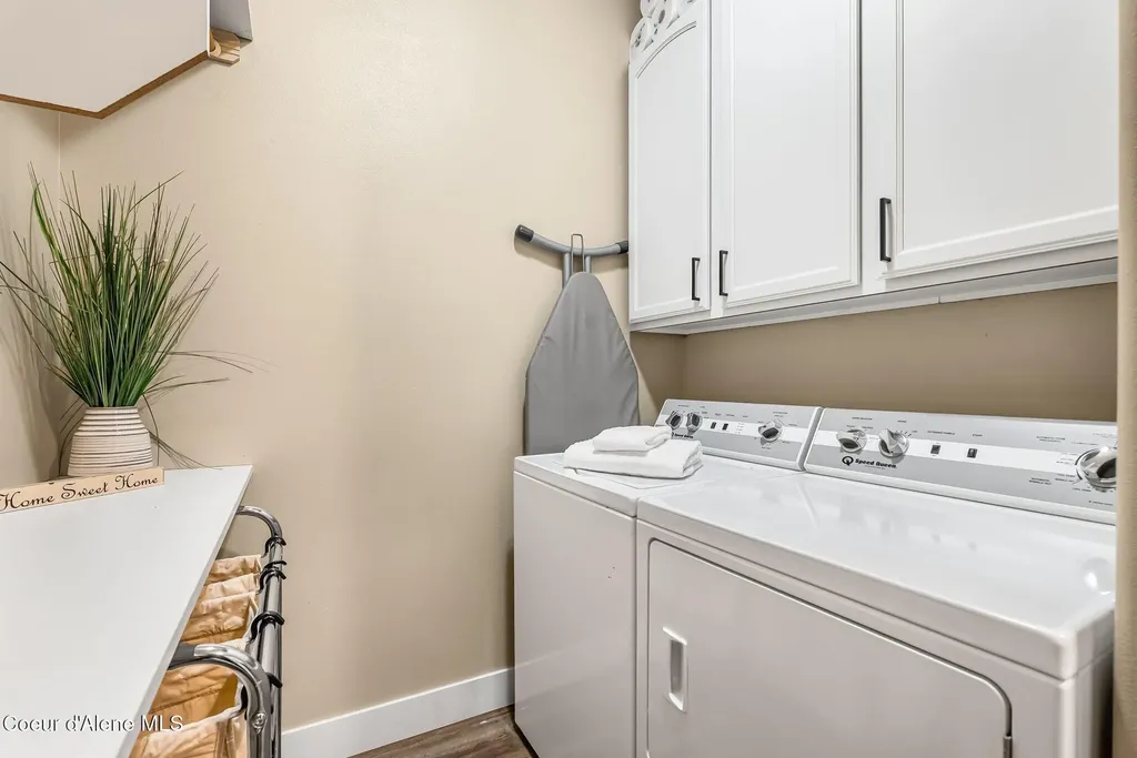 162 S Cedar View Estates Road Blanchard ID 83804