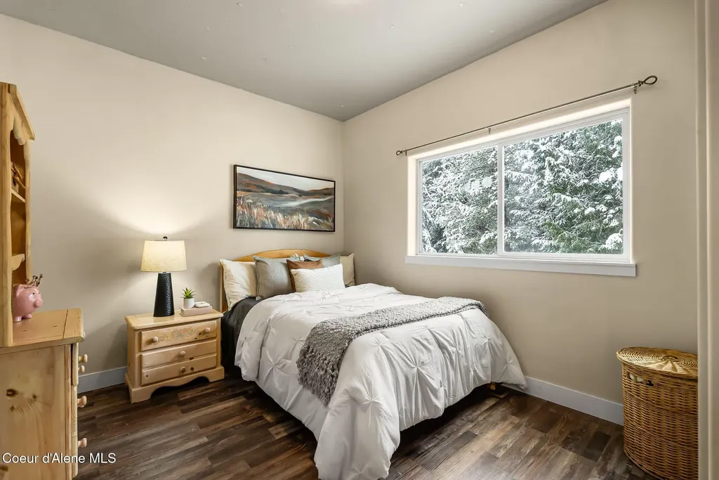 162 S Cedar View Estates Road Blanchard ID 83804
