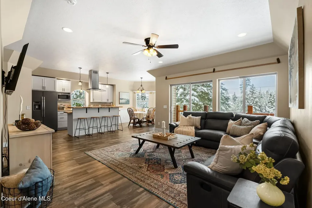 162 S Cedar View Estates Road Blanchard ID 83804