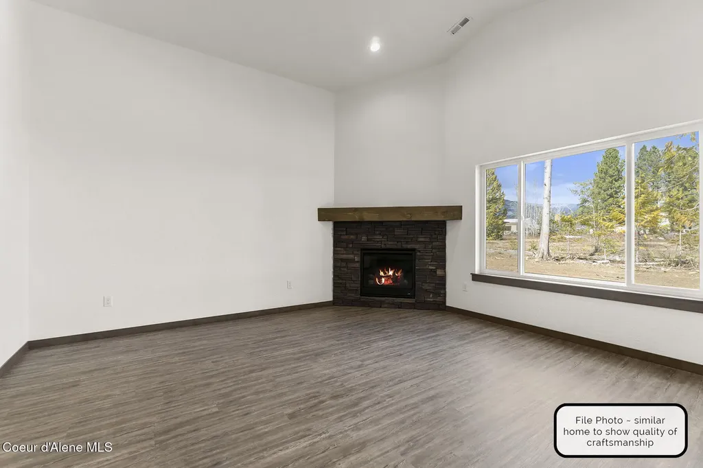 13226 N International Street Rathdrum ID 83858