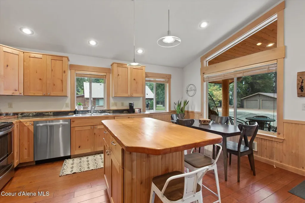 70 S Granite Bay Road Nordman ID 83848