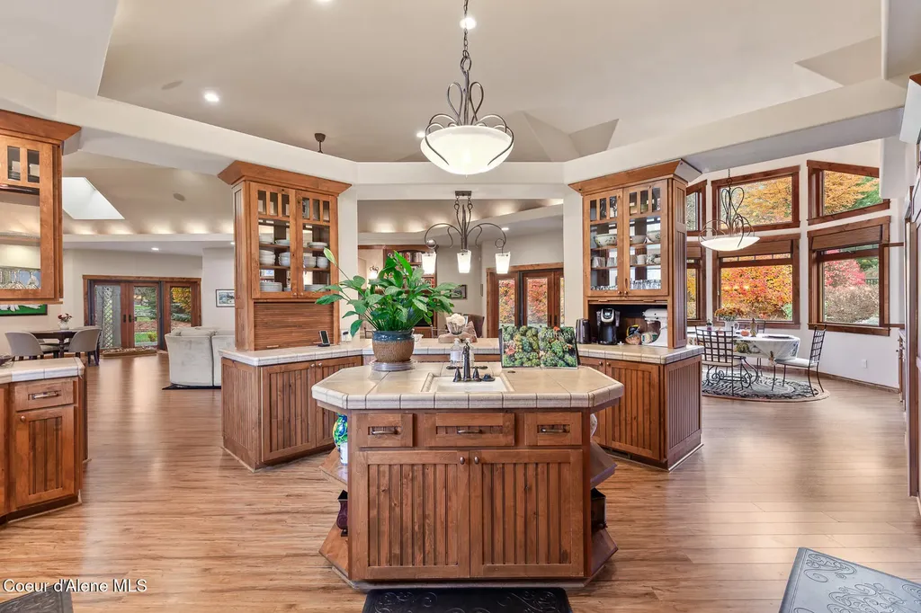 2240 E Woodstone Drive Hayden ID 83835