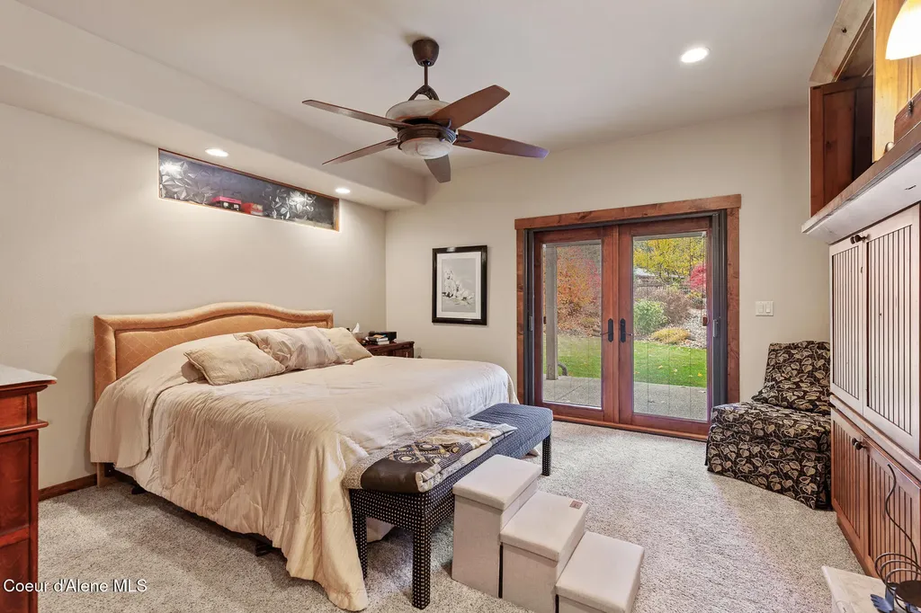 2240 E Woodstone Drive Hayden ID 83835