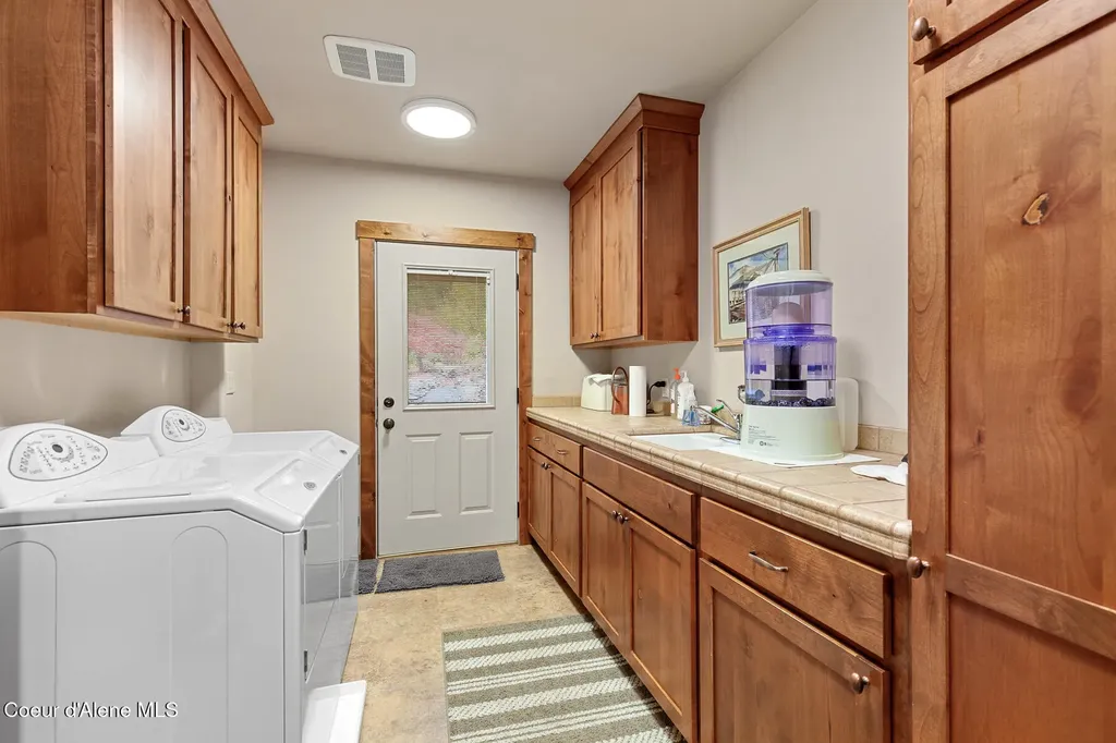 2240 E Woodstone Drive Hayden ID 83835