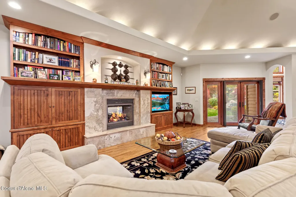 2240 E Woodstone Drive Hayden ID 83835