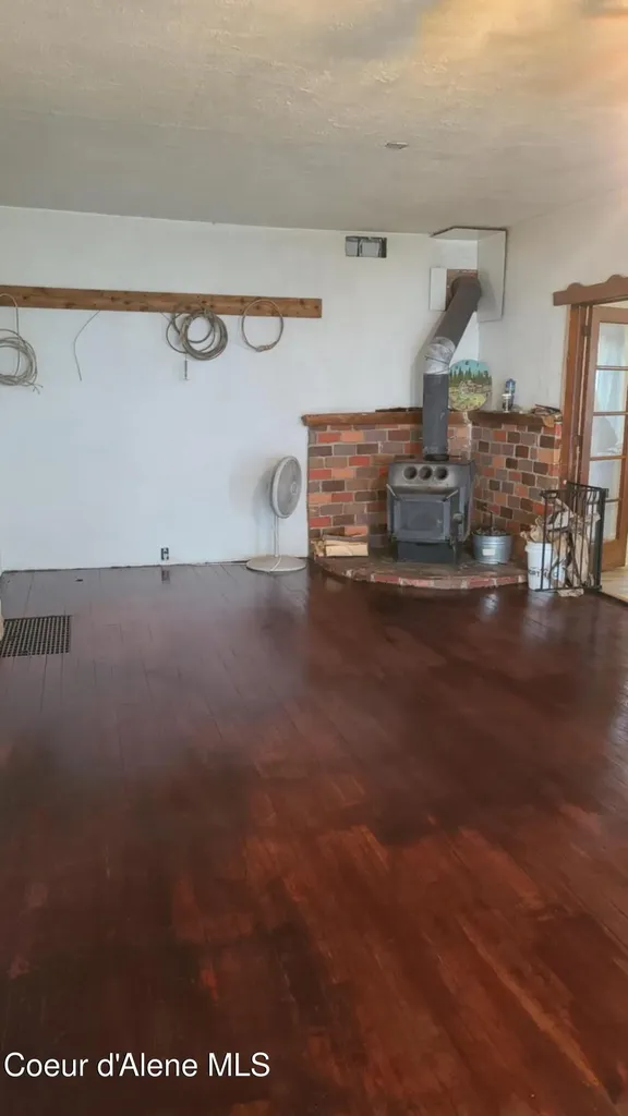 1565 Little Carpenter Creek Road Fernwood ID 83830