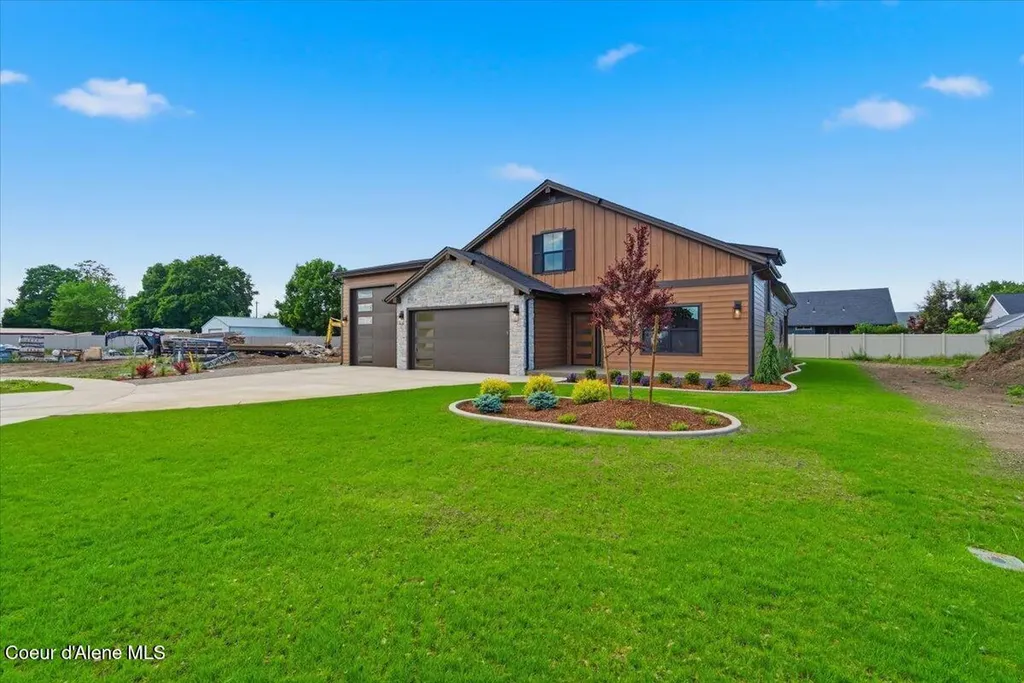 1371 W Tamarindo Lane Hayden ID 83835