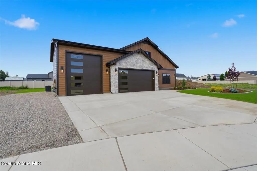1371 W Tamarindo Lane Hayden ID 83835