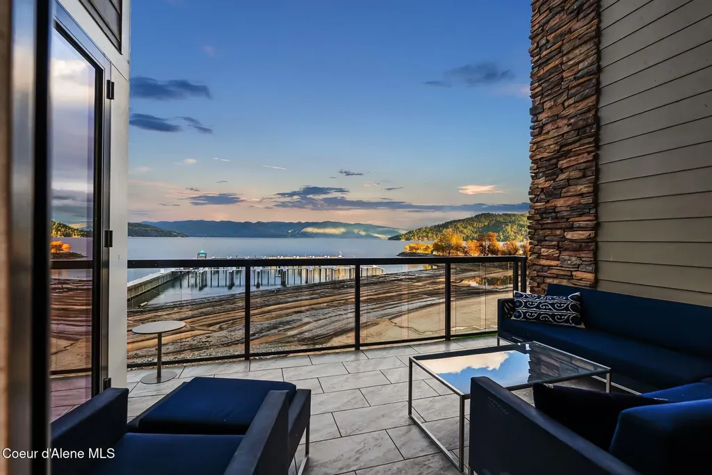 412 Sandpoint Avenue Sandpoint ID 83864