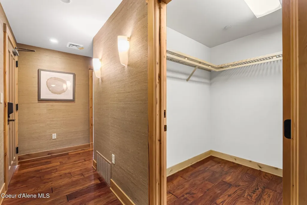 412 Sandpoint Avenue Sandpoint ID 83864