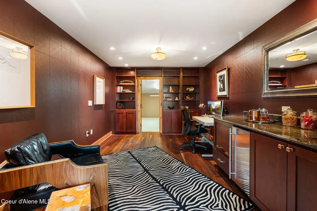412 Sandpoint Avenue Sandpoint ID 83864