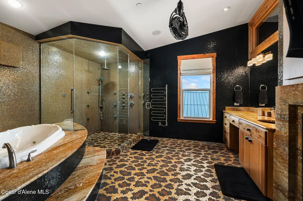 412 Sandpoint Avenue Sandpoint ID 83864