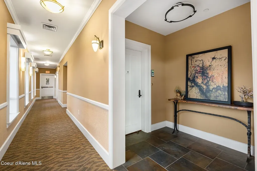 412 Sandpoint Avenue Sandpoint ID 83864