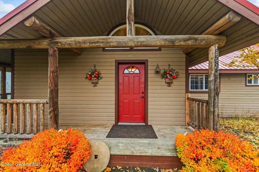 6584 E Burma Road Harrison ID 83833