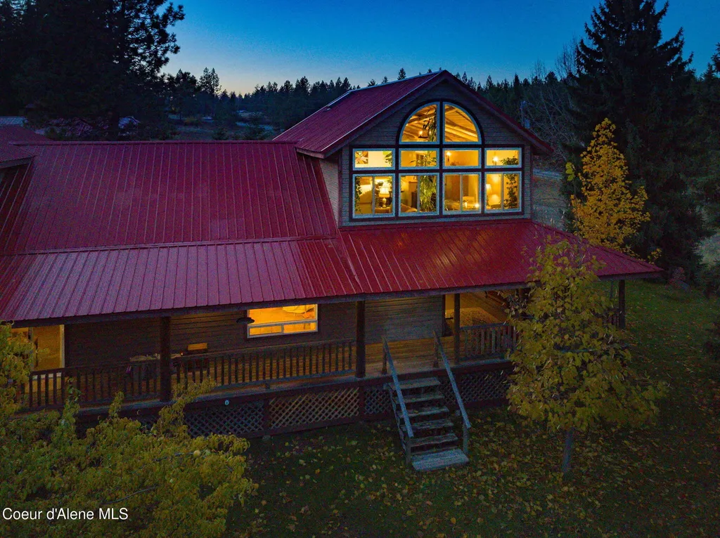 6584 E Burma Road Harrison ID 83833