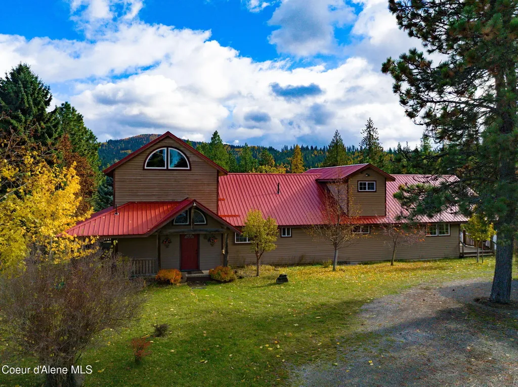 6584 E Burma Road Harrison ID 83833