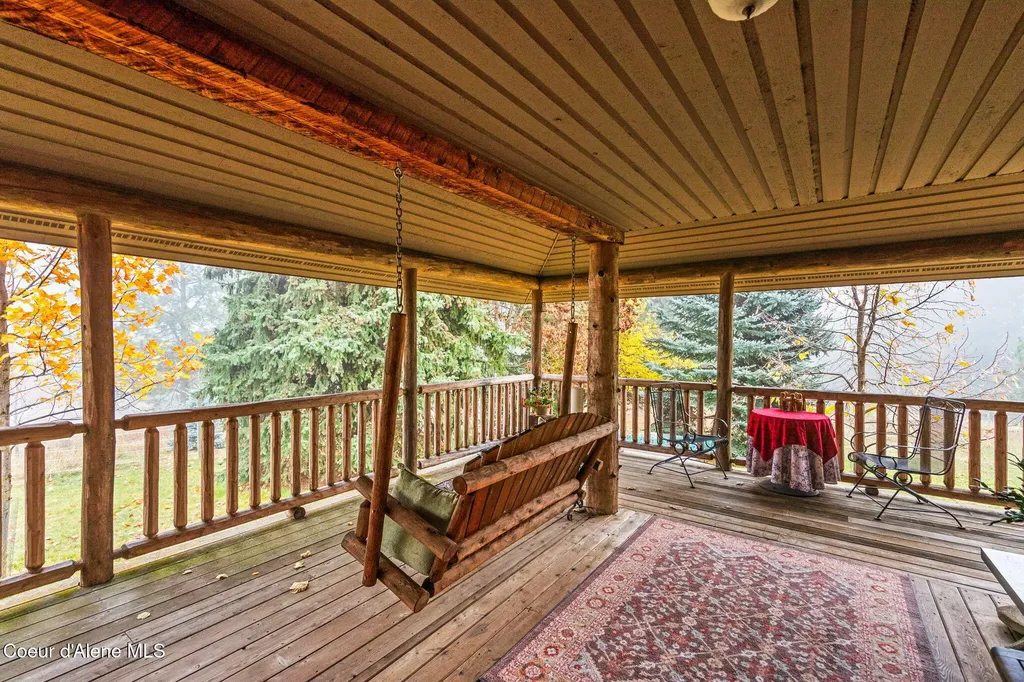 6584 E Burma Road Harrison ID 83833