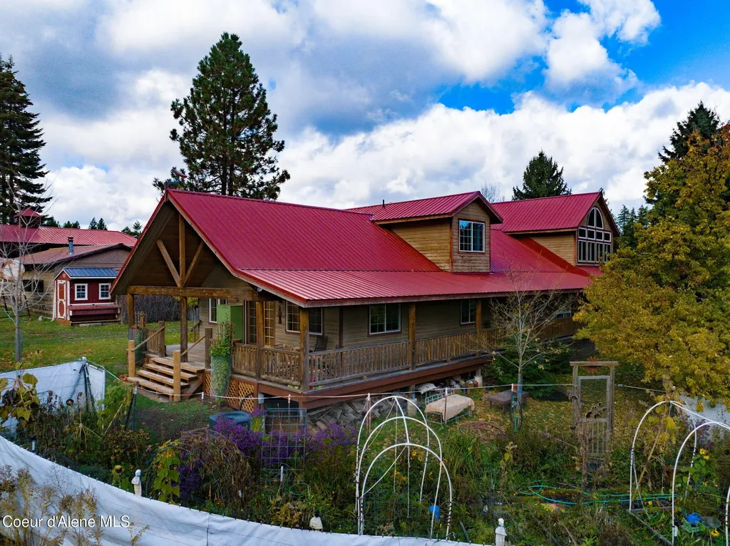 6584 E Burma Road Harrison ID 83833