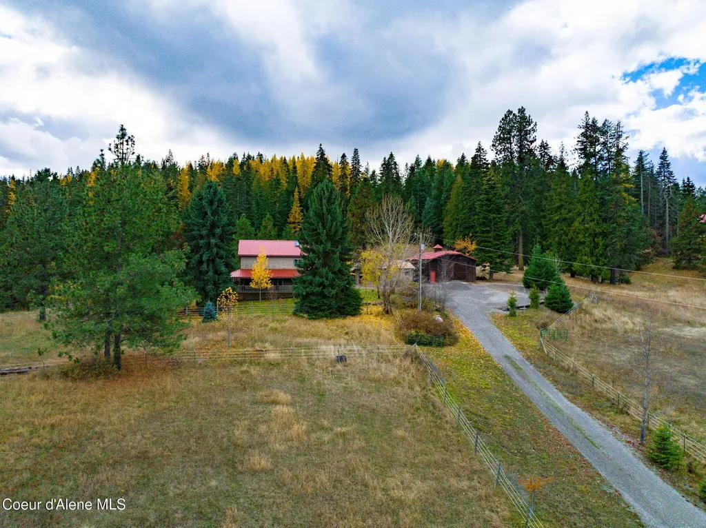 6584 E Burma Road Harrison ID 83833