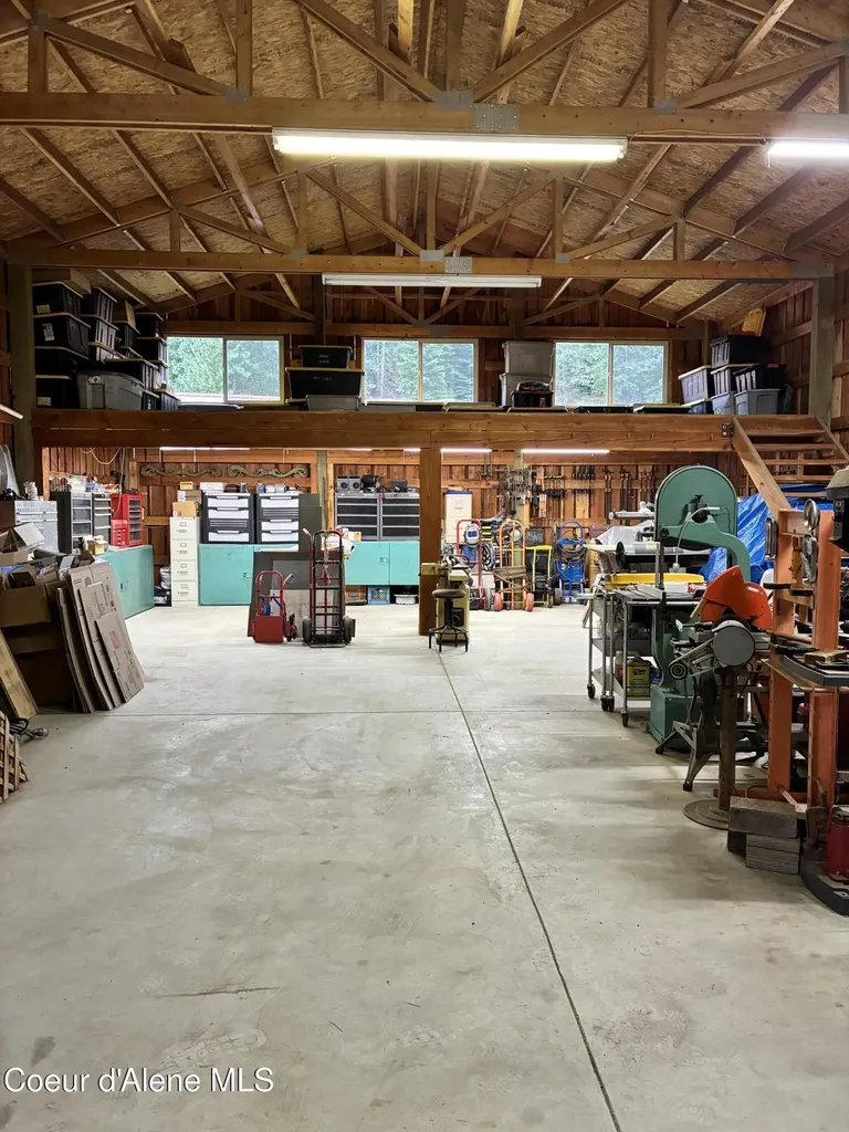 6584 E Burma Road Harrison ID 83833