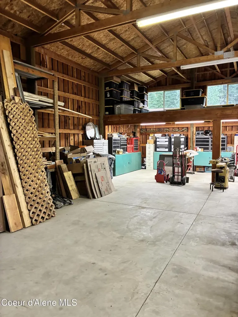 6584 E Burma Road Harrison ID 83833