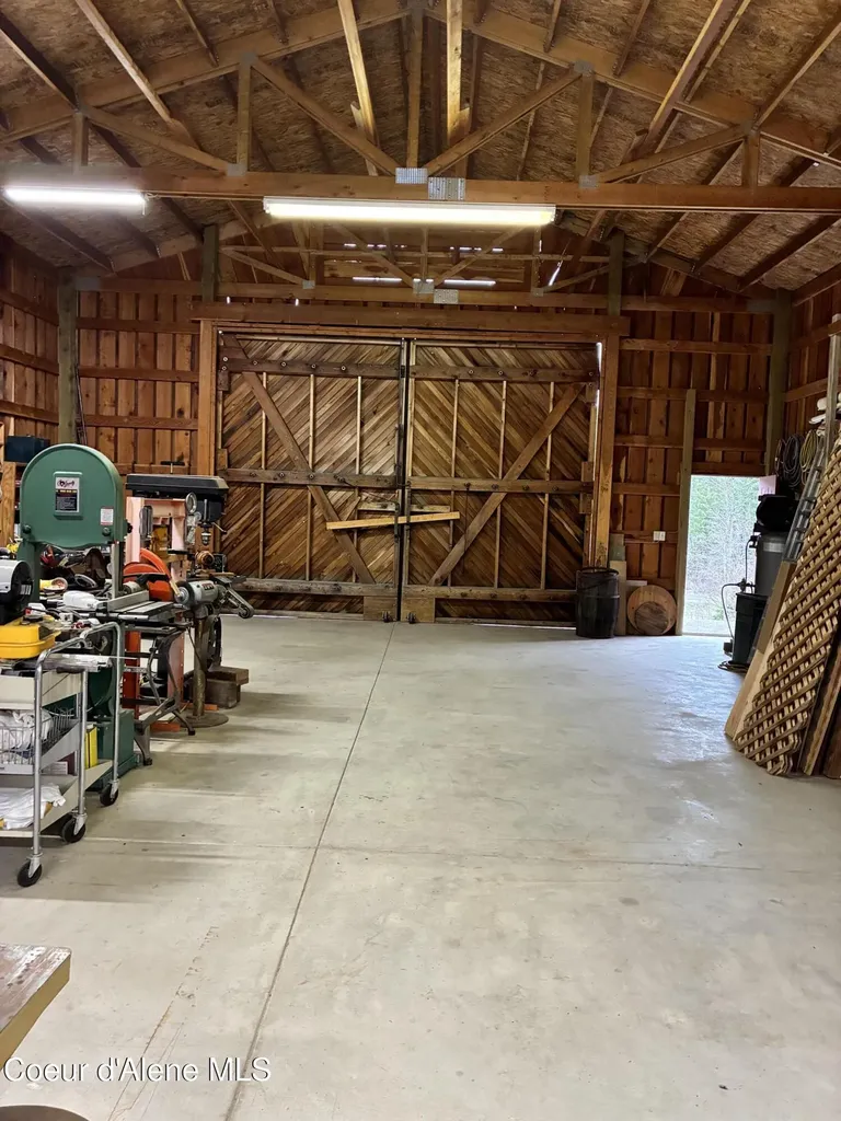 6584 E Burma Road Harrison ID 83833