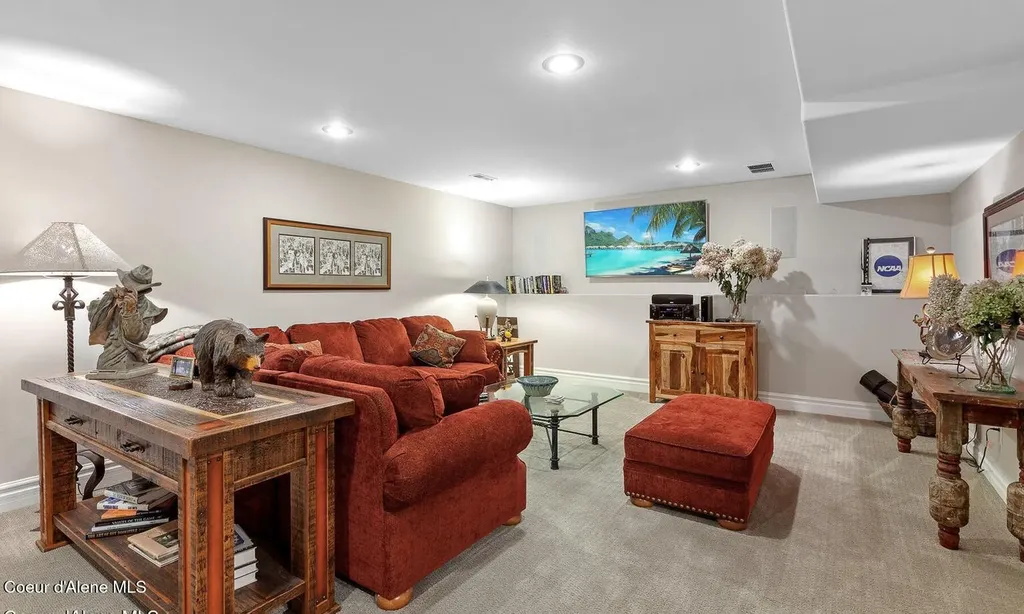 9925 N Country Club Drive Hayden Lake ID 83835