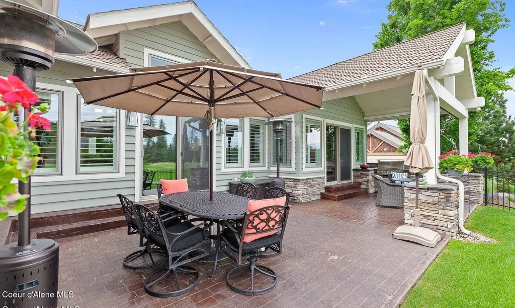 9925 N Country Club Drive Hayden Lake ID 83835