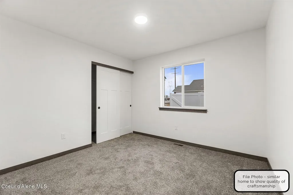 9042 W Swather Avenue Rathdrum ID 83858