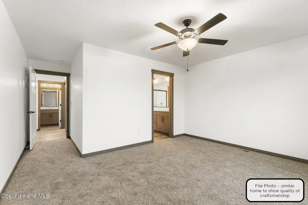 9042 W Swather Avenue Rathdrum ID 83858