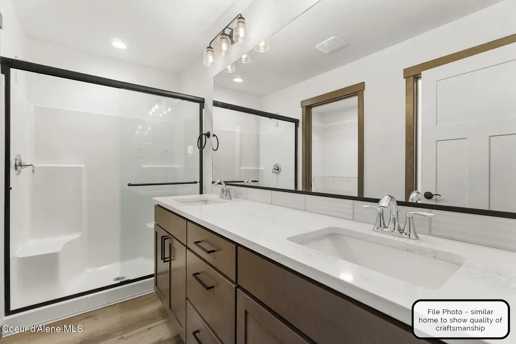 9042 W Swather Avenue Rathdrum ID 83858