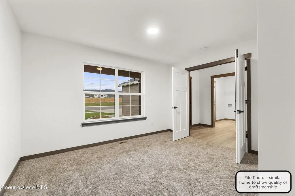 9042 W Swather Avenue Rathdrum ID 83858