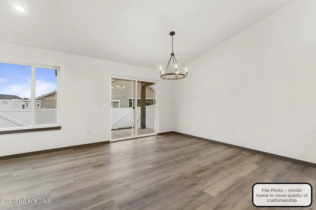 9042 W Swather Avenue Rathdrum ID 83858