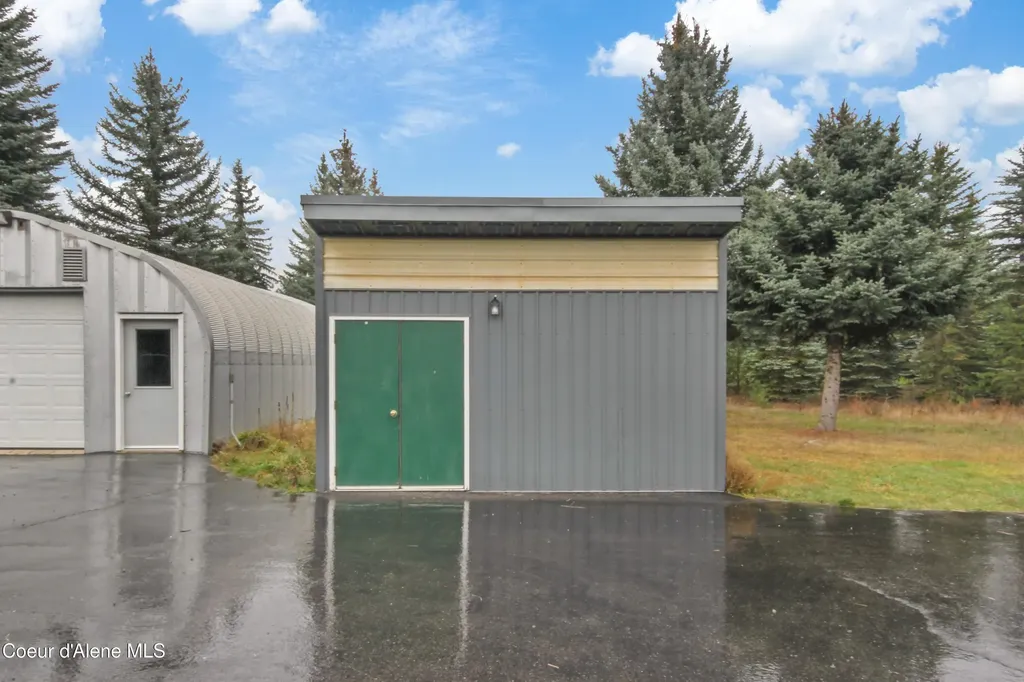 97 Three Sisters Drive Athol ID 83801