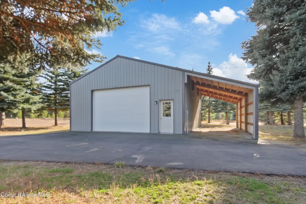 97 Three Sisters Drive Athol ID 83801